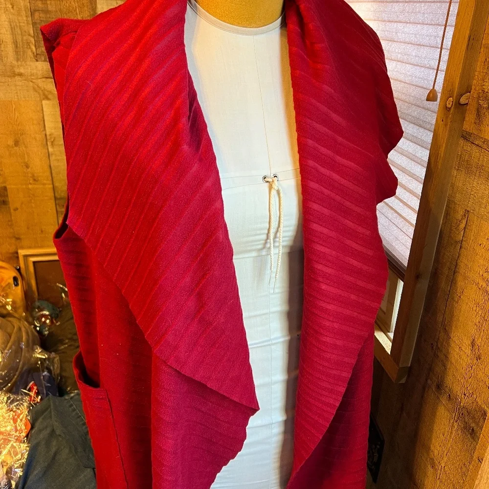 WOMENS LADIES LEMODA RED VEST CAPE JACKET XL-XXL NWOT - Picture 3 of 6